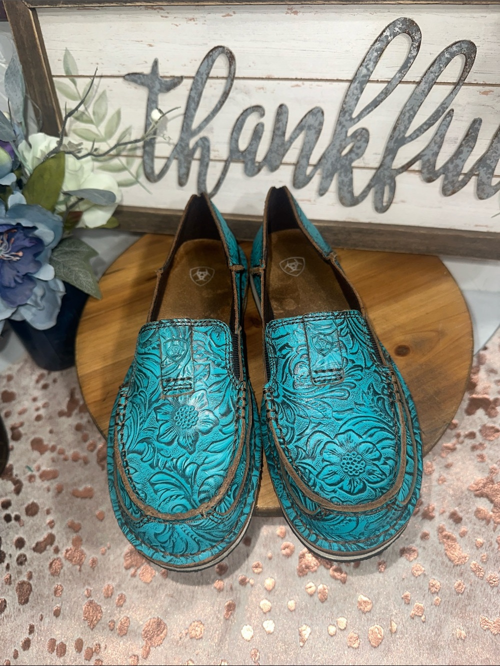 Ariat  cruisers Turquoise Floral Tooled Slip-On Loafers
